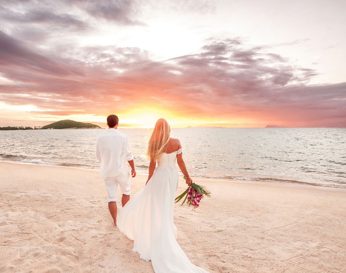Mit über 15 Jahren Erfahrung planen wir eure rechtskräftige Hochzeit im Ausland.